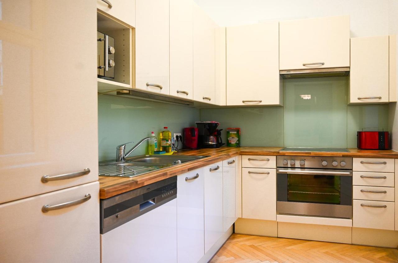 Bright Suite Universitaet Wien Exterior foto
